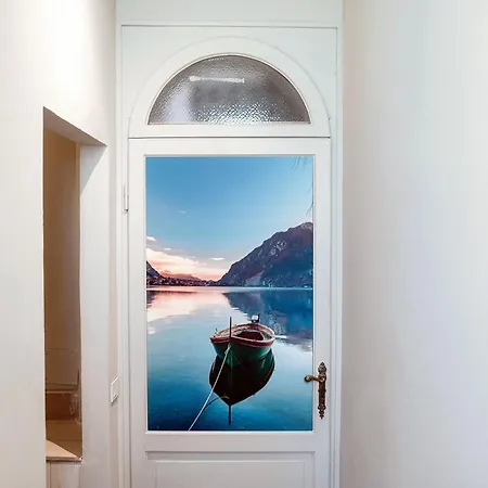 Miranda Luxury View Penthouse With Panoramic Terrace Como